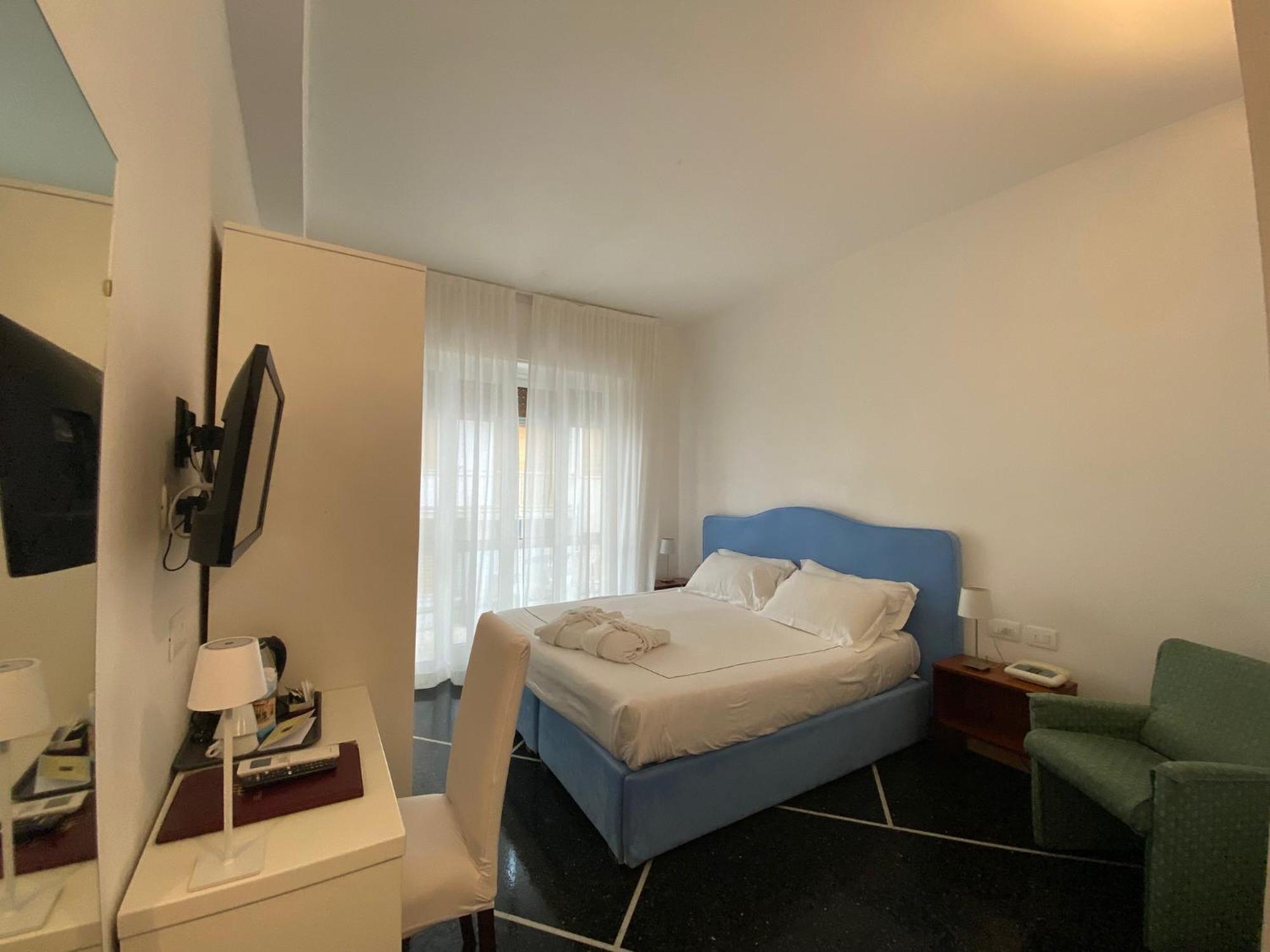 Hotel Internazionale Финале Лигуре Екстериор снимка